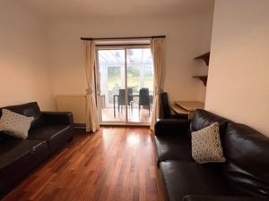 Photo 16- click for photo gallery